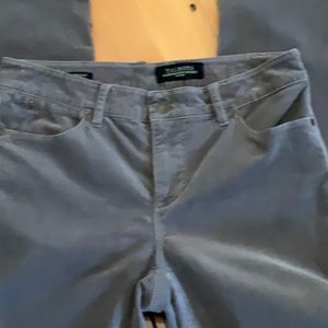 TALBOTS FLAWLESS FIVE POCKET JEANS